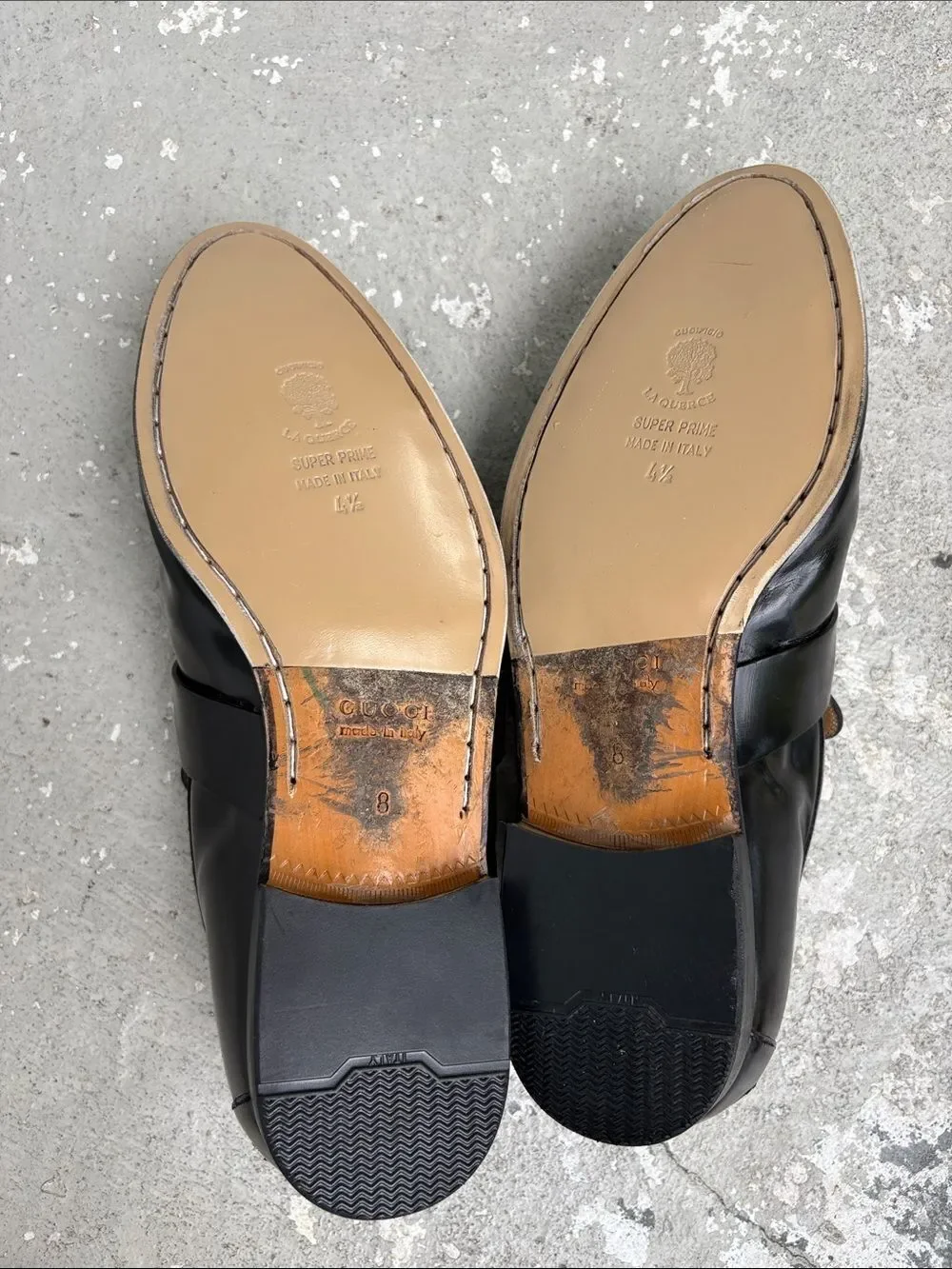 Gucci Double GG leather slippers